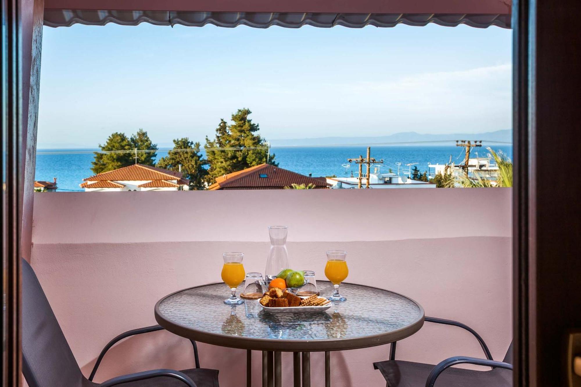 Anna Maria Paradise Pefkochori Exterior foto